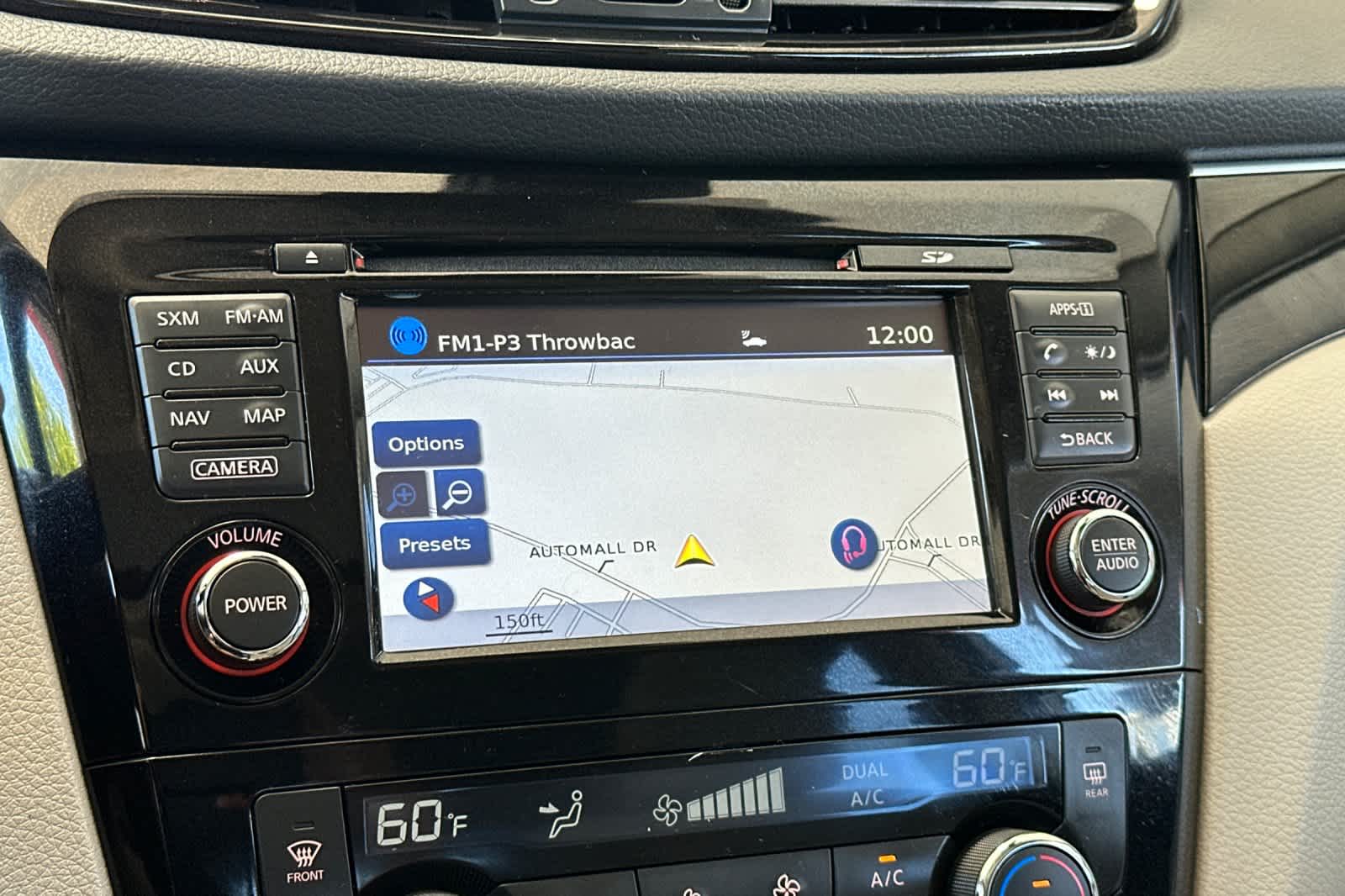 2018 Nissan Rogue Sport SL 21