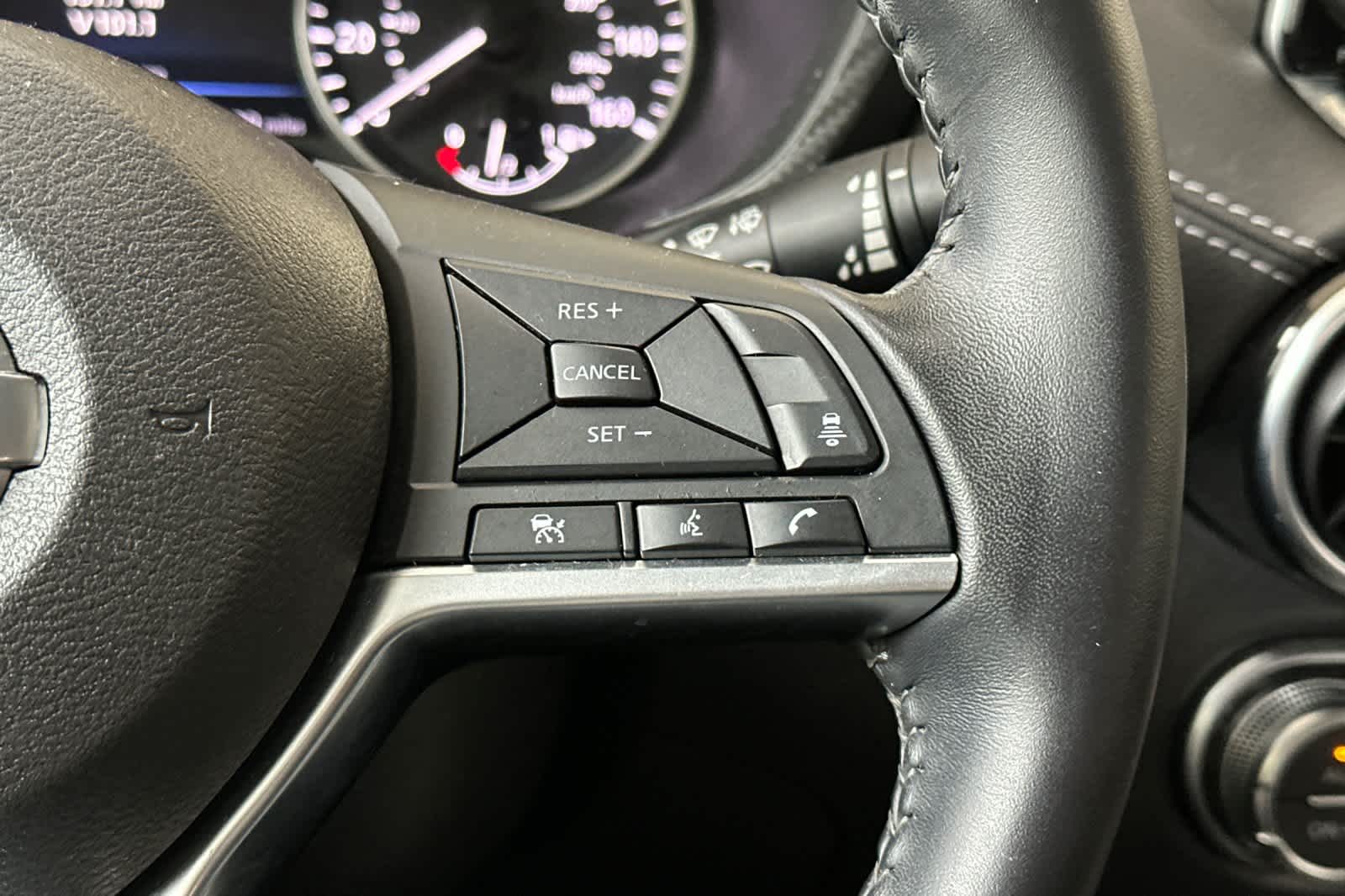 Thumbnail: 2021 Nissan Sentra - 25