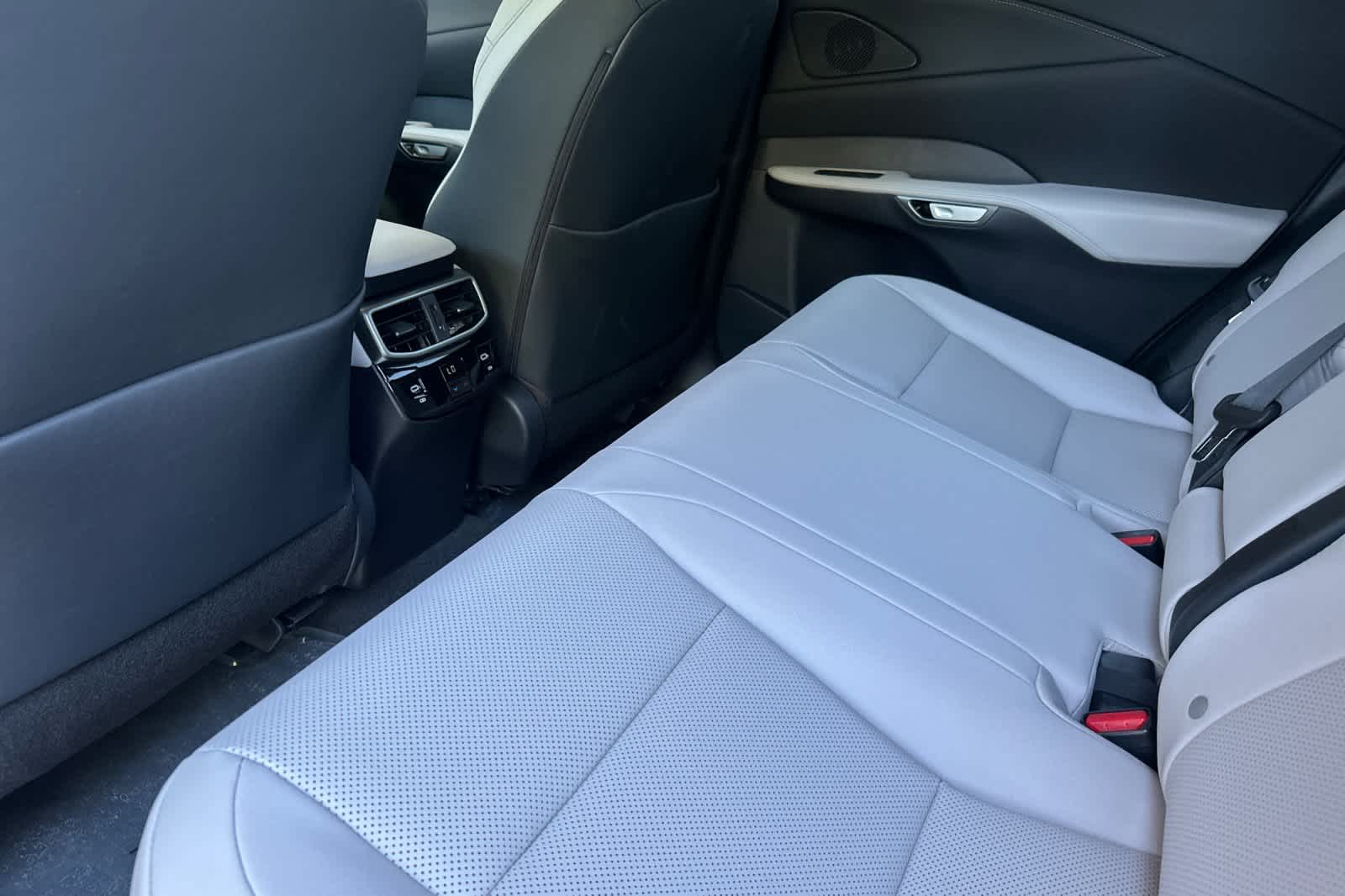 Thumbnail: 2026 Lexus RX - 4