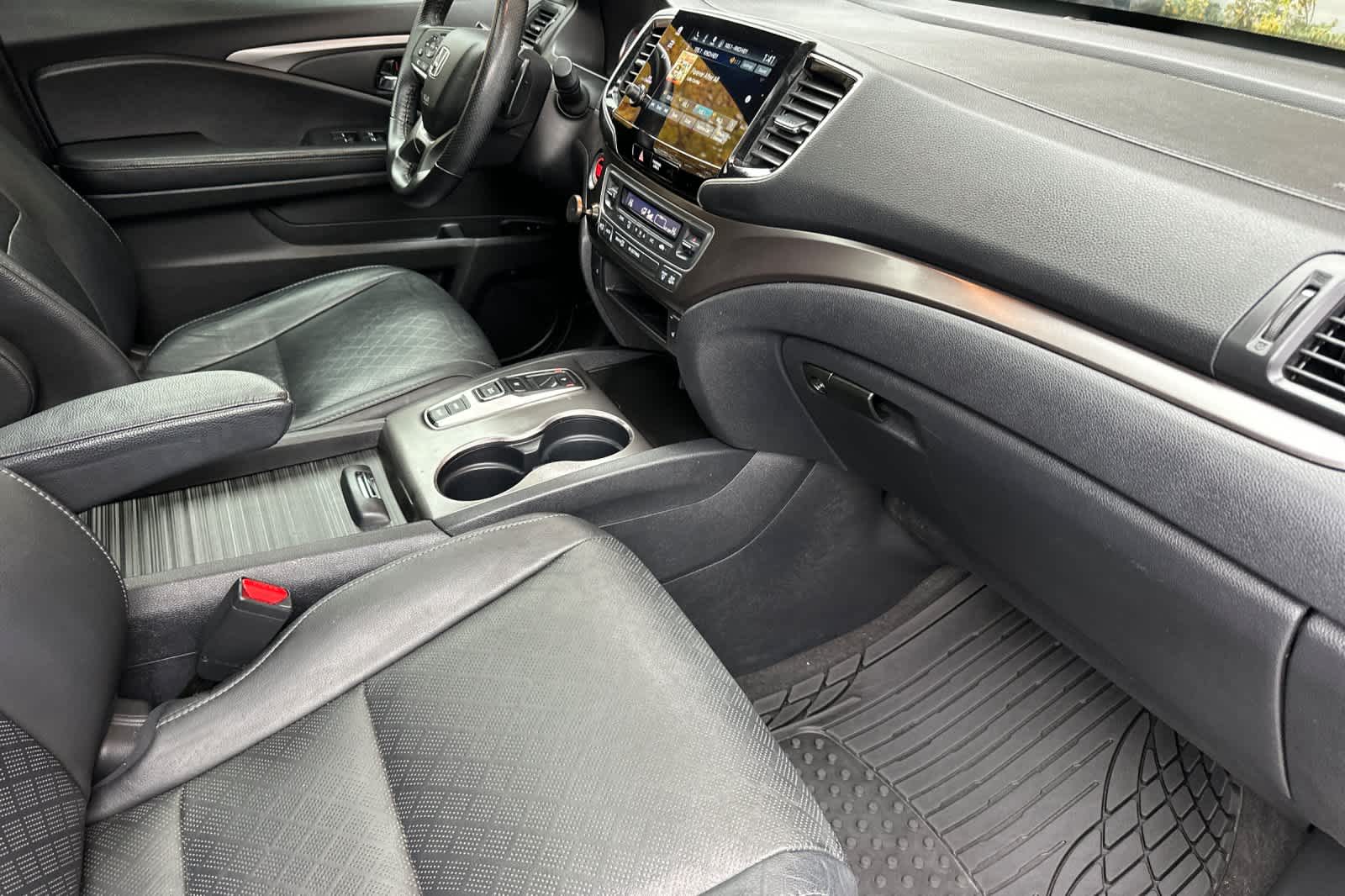 Thumbnail: 2019 Honda Passport - 17