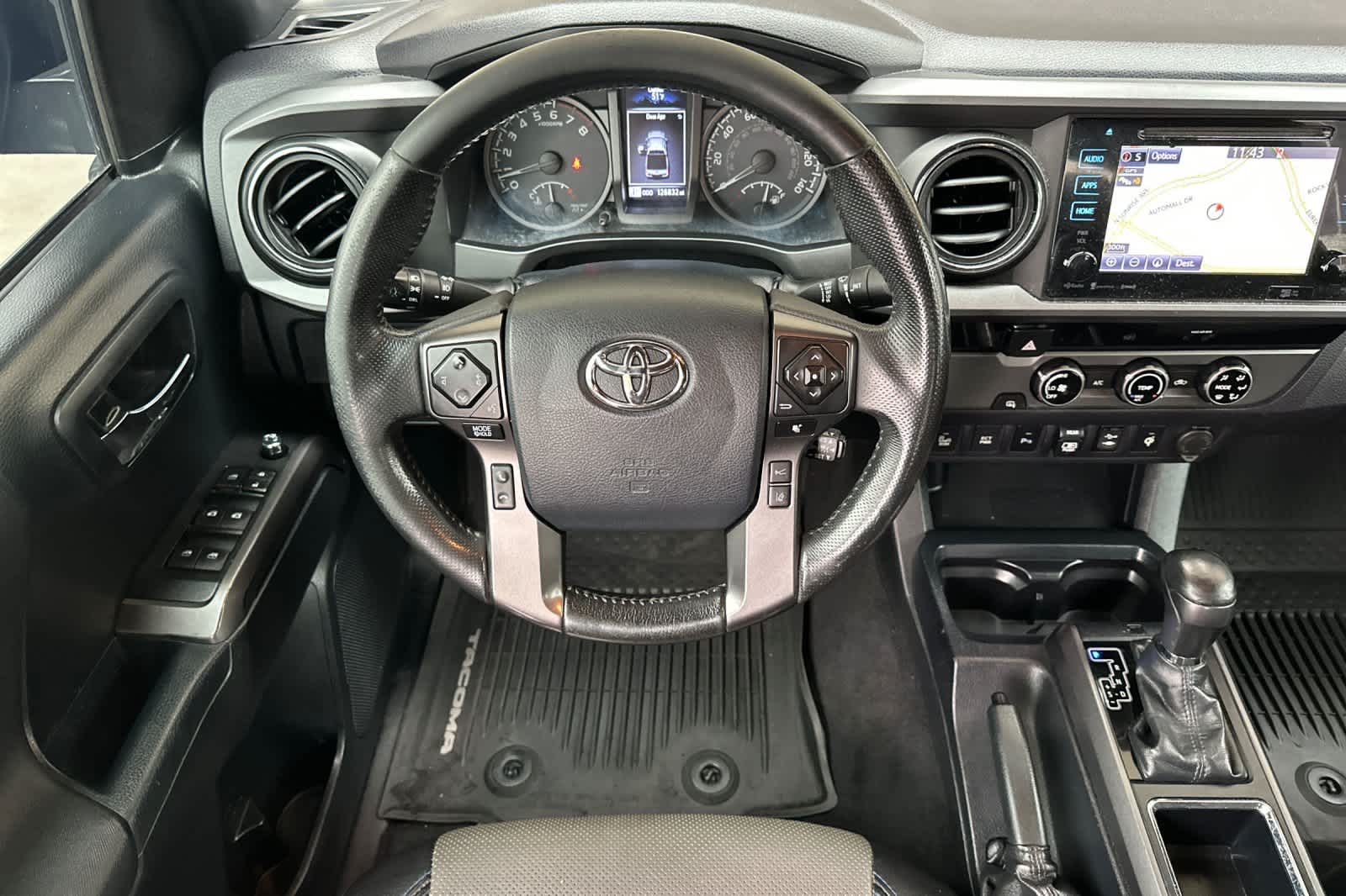 Thumbnail: 2018 Toyota Tacoma - 14