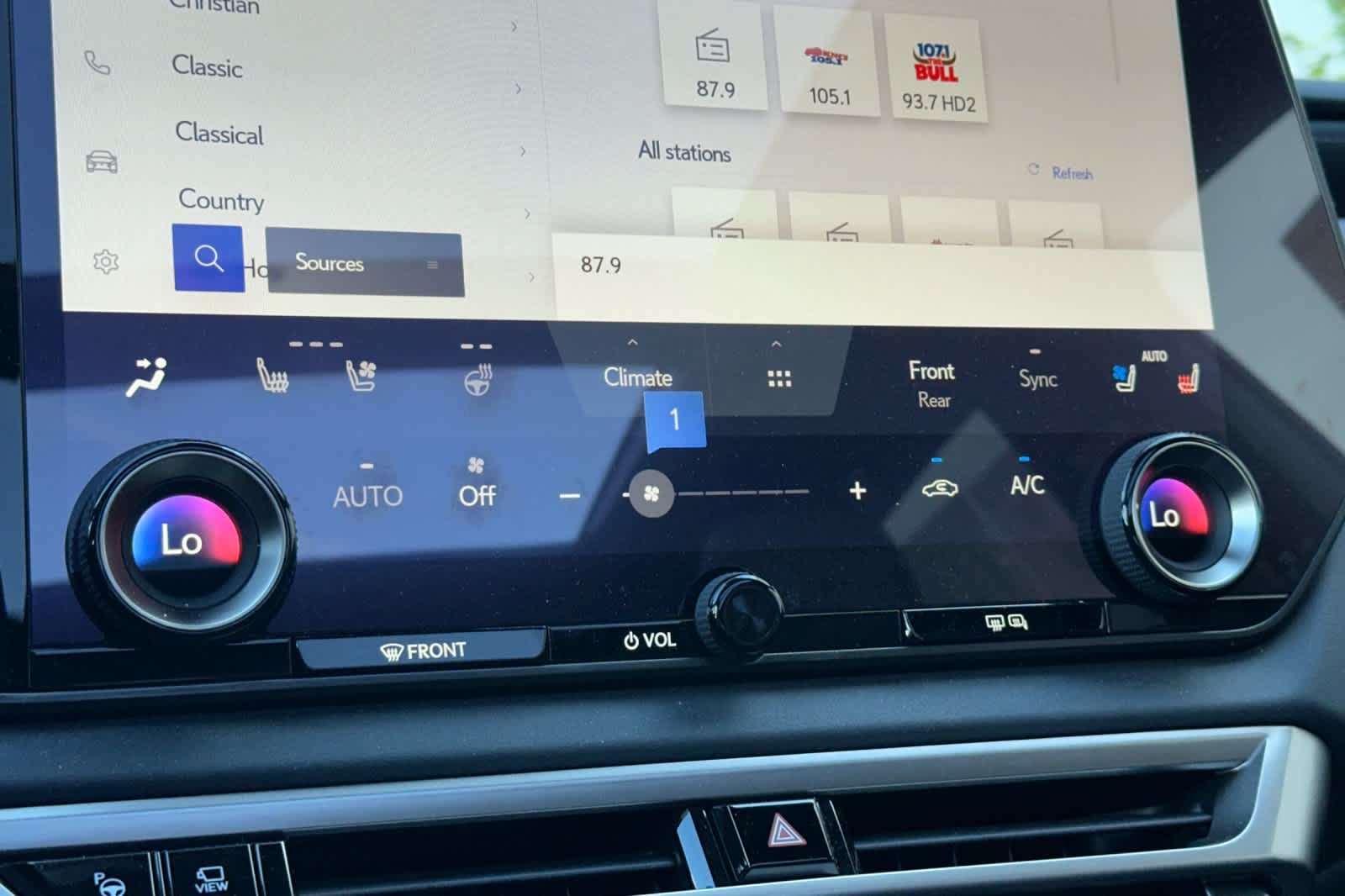 Thumbnail: 2023 Lexus RX - 22