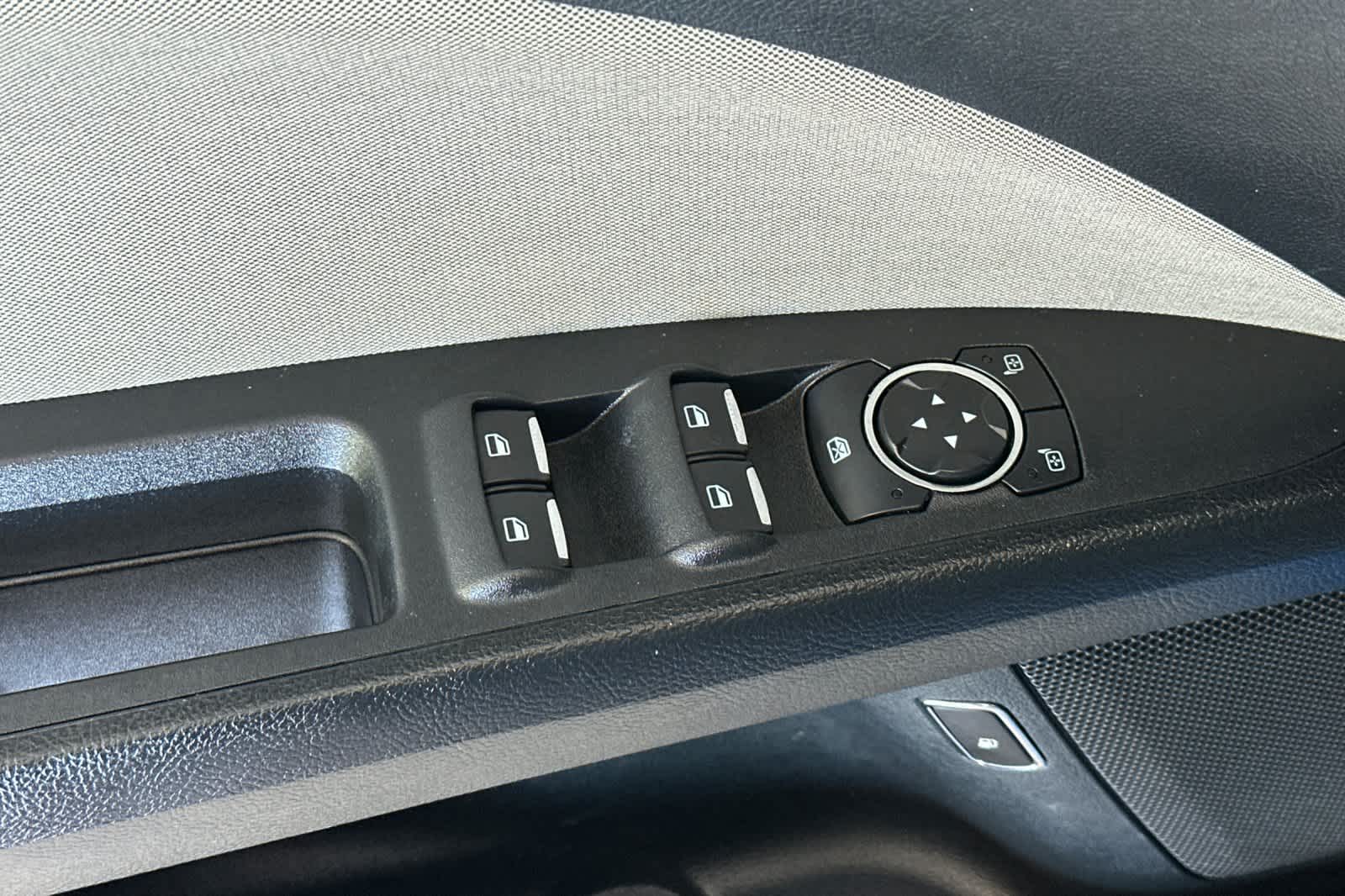 2018 Ford Fusion S 13