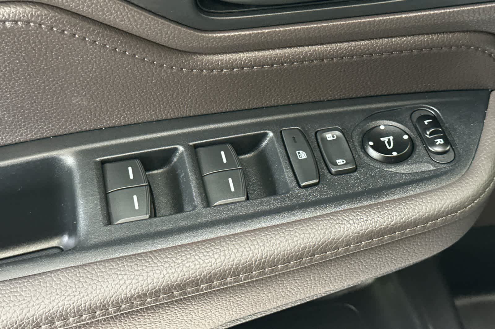 Thumbnail: 2019 Honda Odyssey - 13