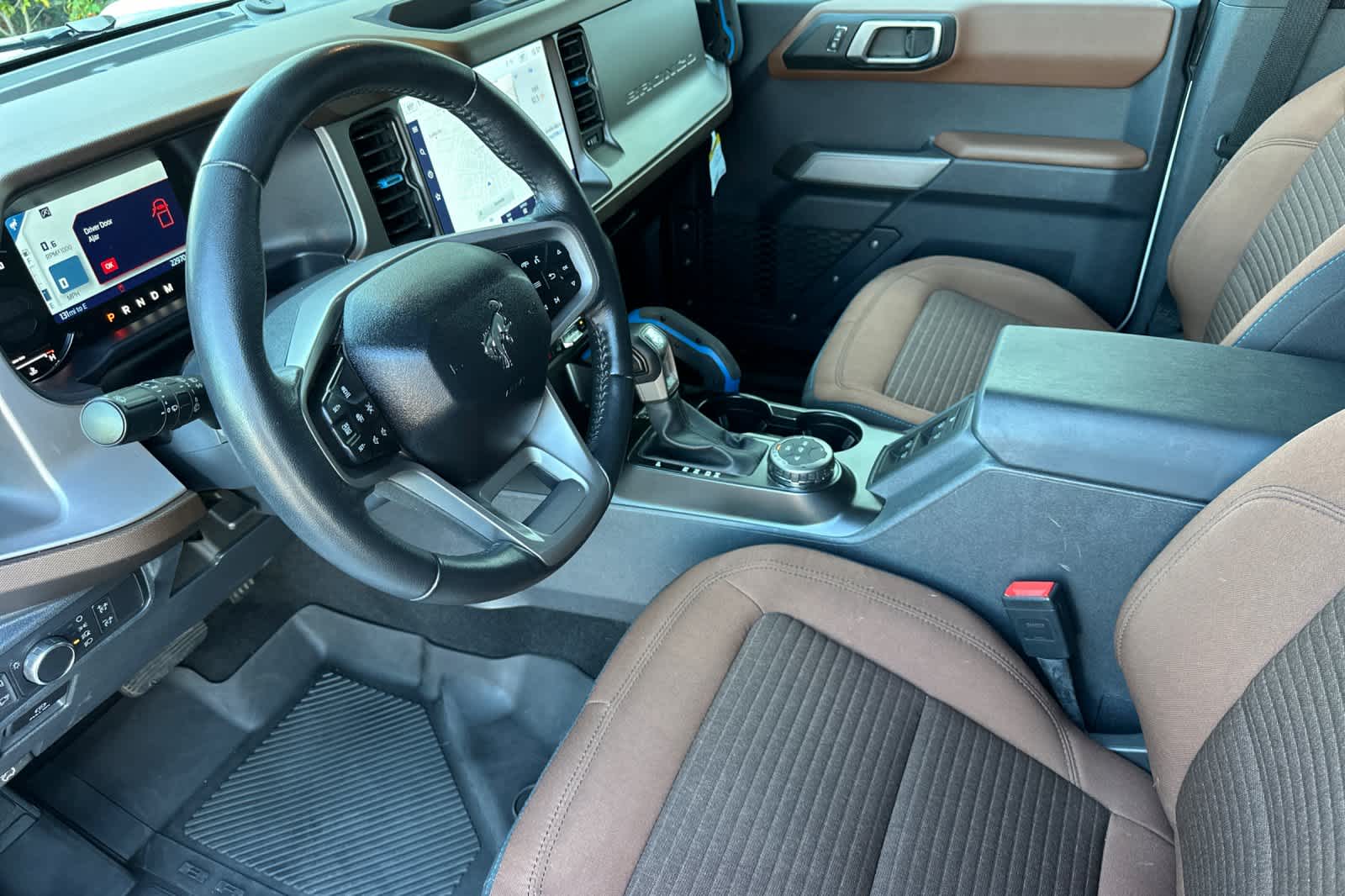 Thumbnail: 2022 Ford Bronco - 11