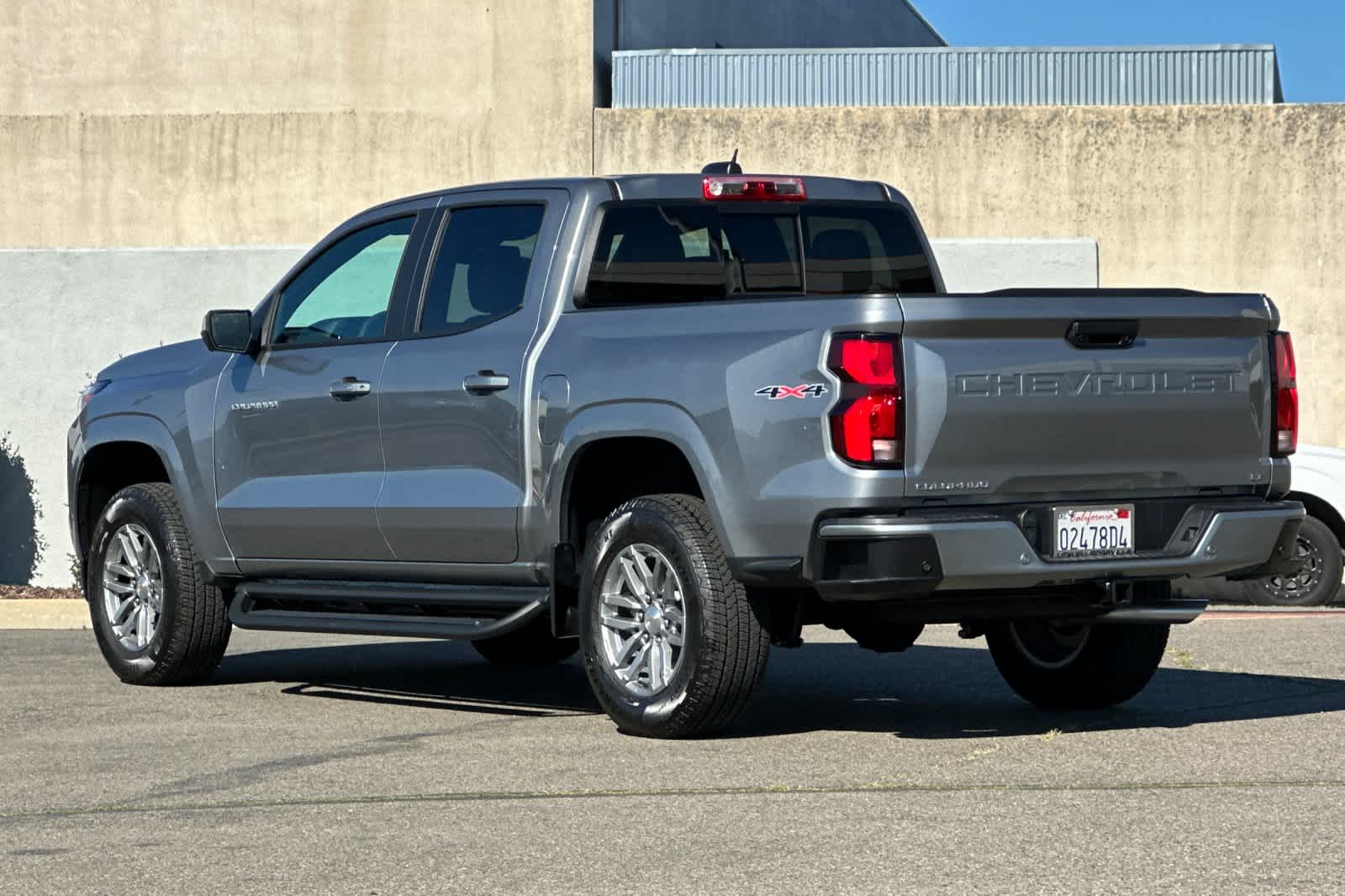 Thumbnail: 2024 Chevrolet Colorado - 7