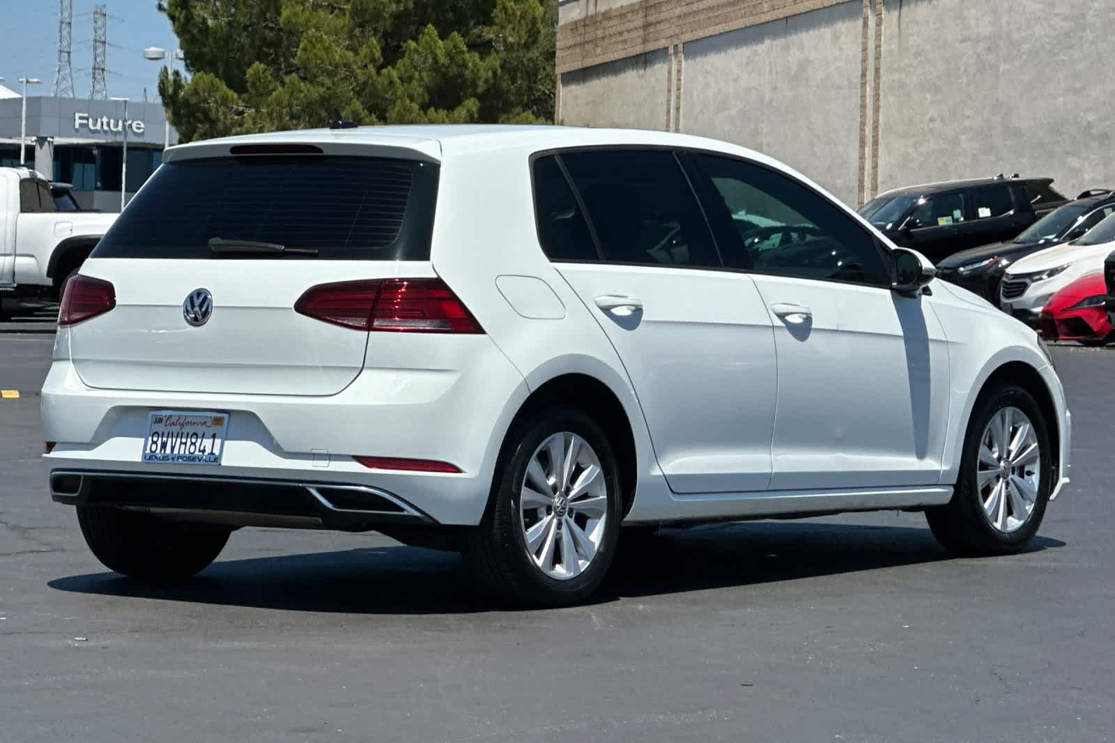 Thumbnail: 2021 Volkswagen Golf - 2
