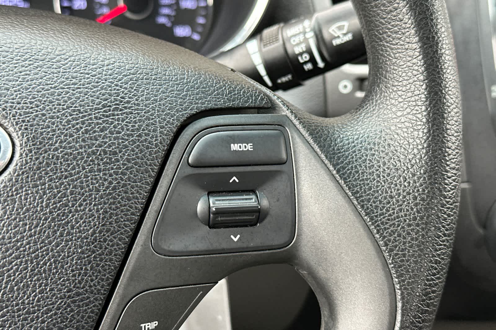 Thumbnail: 2015 Kia Forte - 23