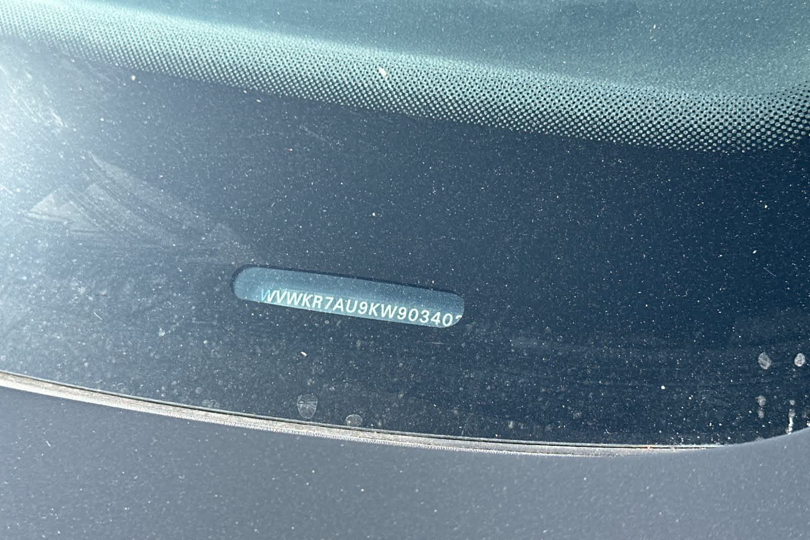Thumbnail: 2019 Volkswagen e-Golf - 23