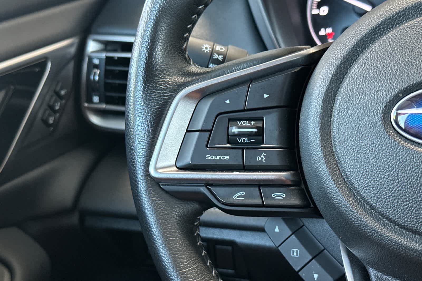 2021 Subaru Outback Limited 28