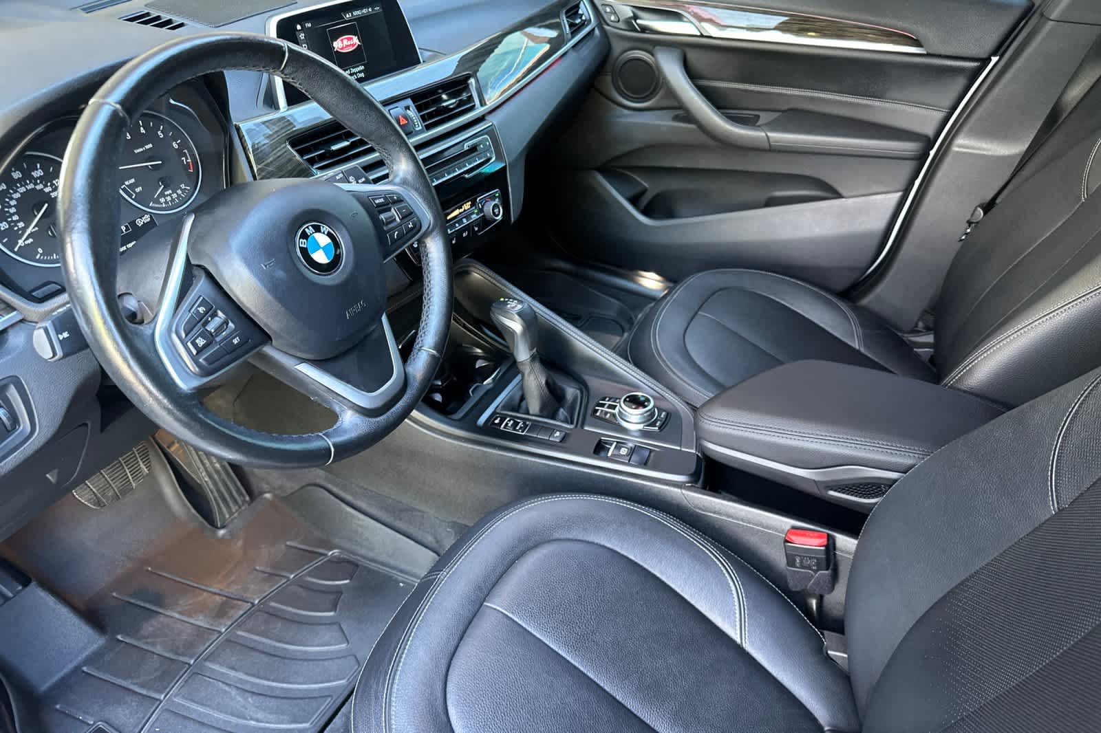 Thumbnail: 2018 BMW X1 - 11