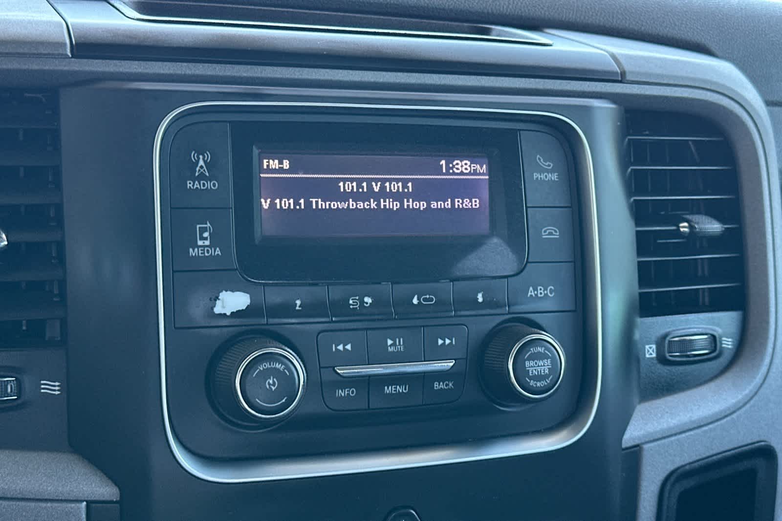 2019 RAM 1500 Classic Tradesman 18