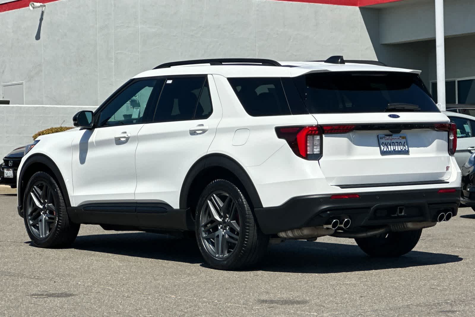 Thumbnail: 2025 Ford Explorer - 7