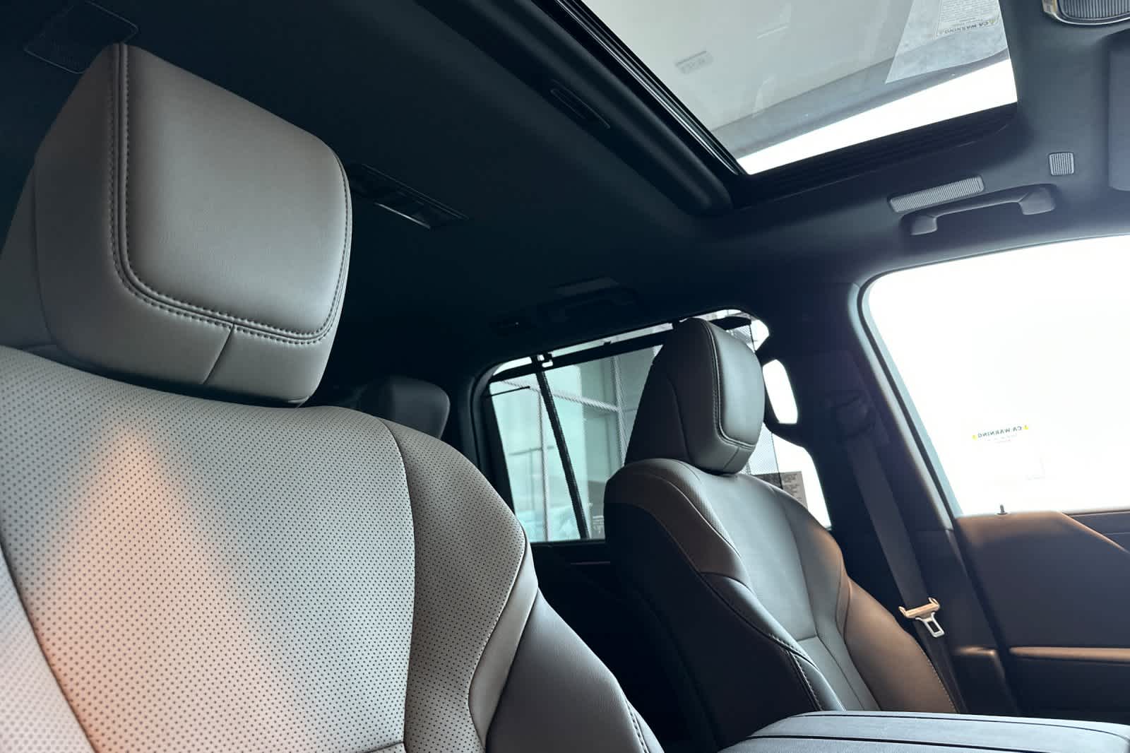 Thumbnail: 2025 Lexus LX - 17