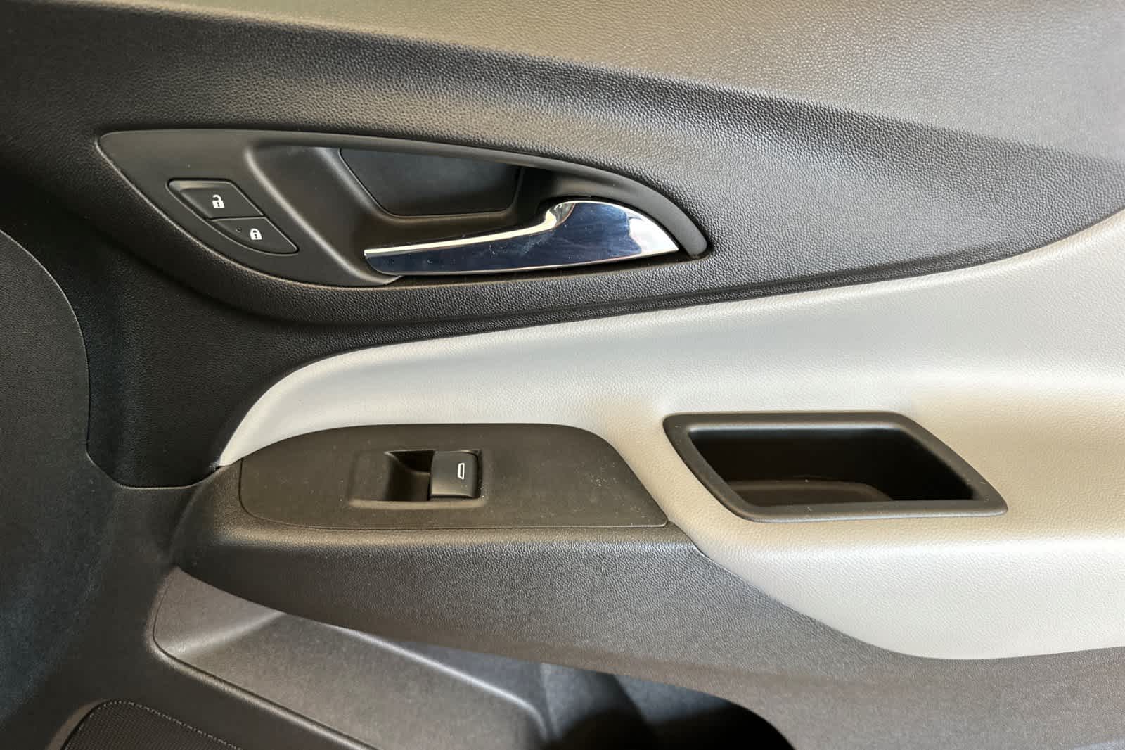 Thumbnail: 2020 Chevrolet Equinox - 19