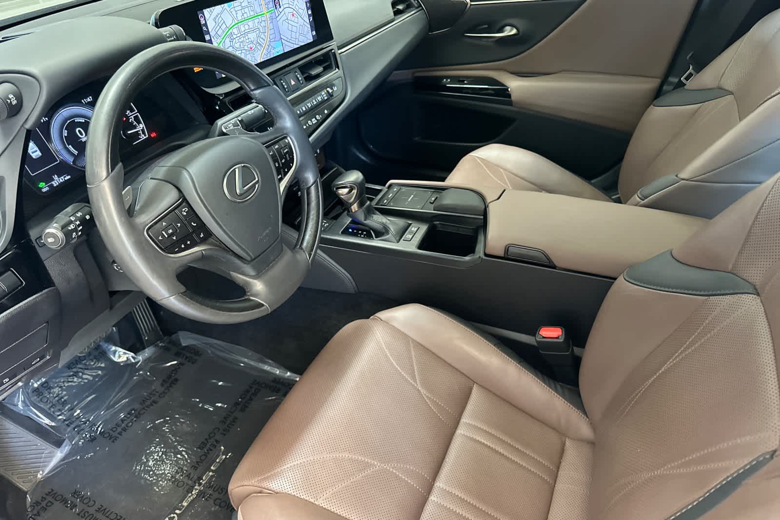 Thumbnail: 2022 Lexus ES - 11