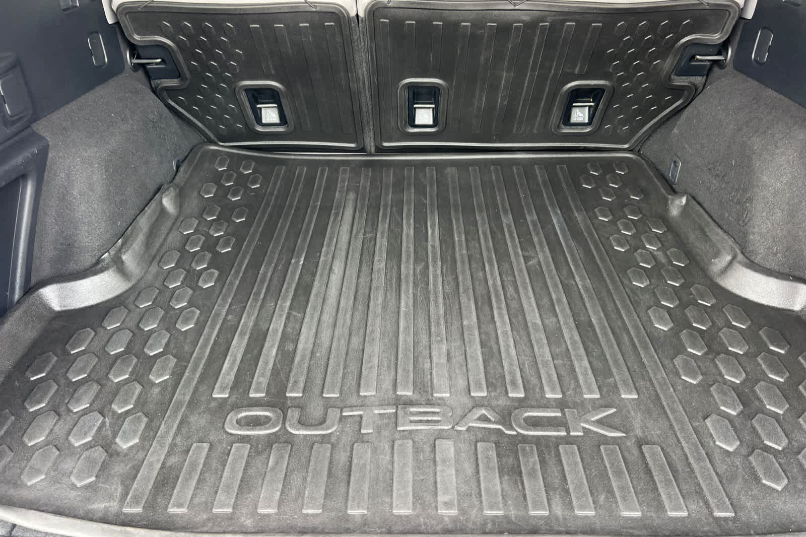 Thumbnail: 2020 Subaru Outback - 15