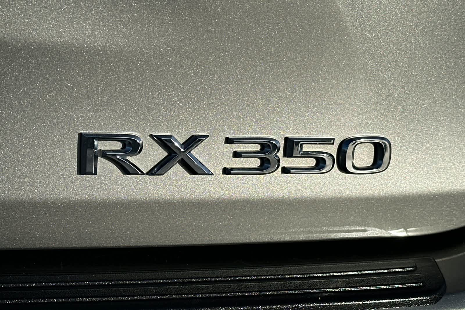 Thumbnail: 2017 Lexus RX - 32