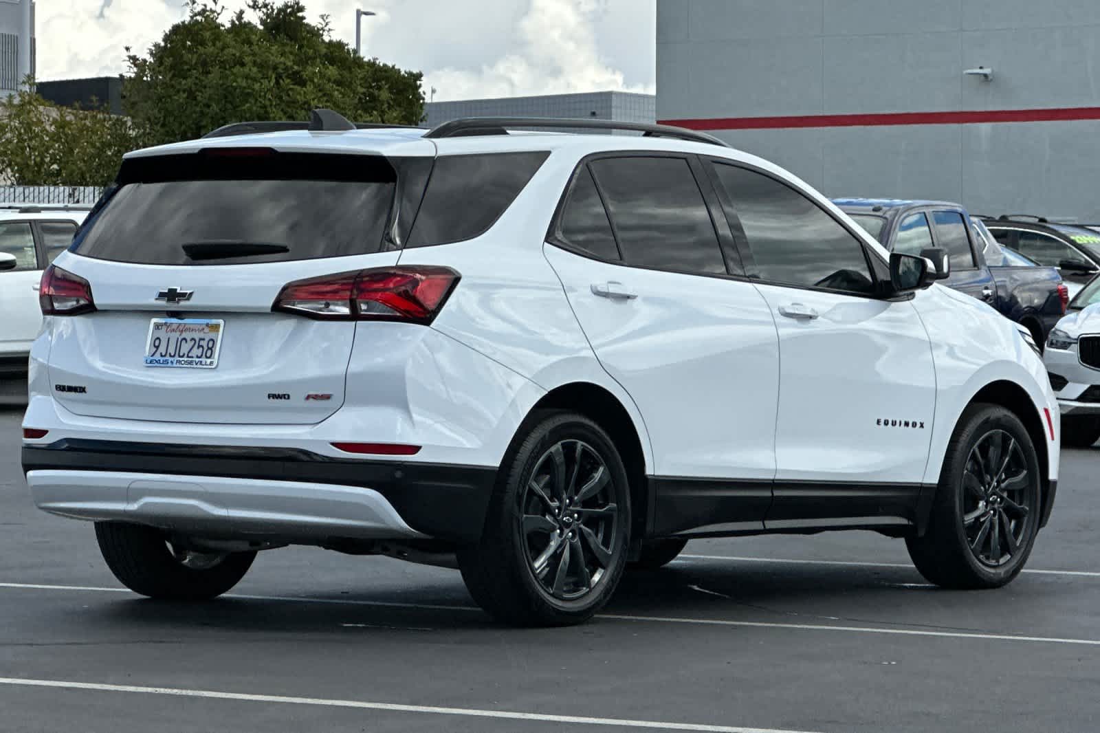 Thumbnail: 2024 Chevrolet Equinox - 2