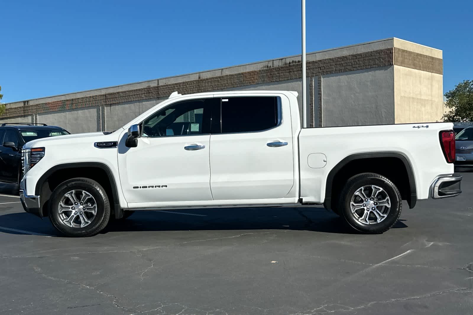 Thumbnail: 2025 GMC Sierra 1500 - 9