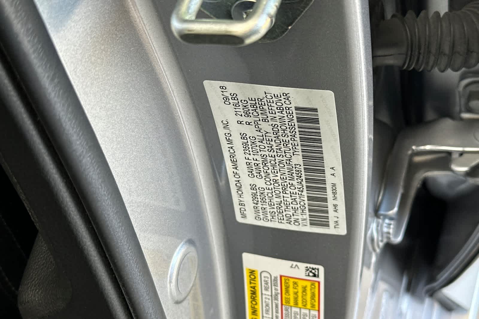2018 Honda Accord EX 32