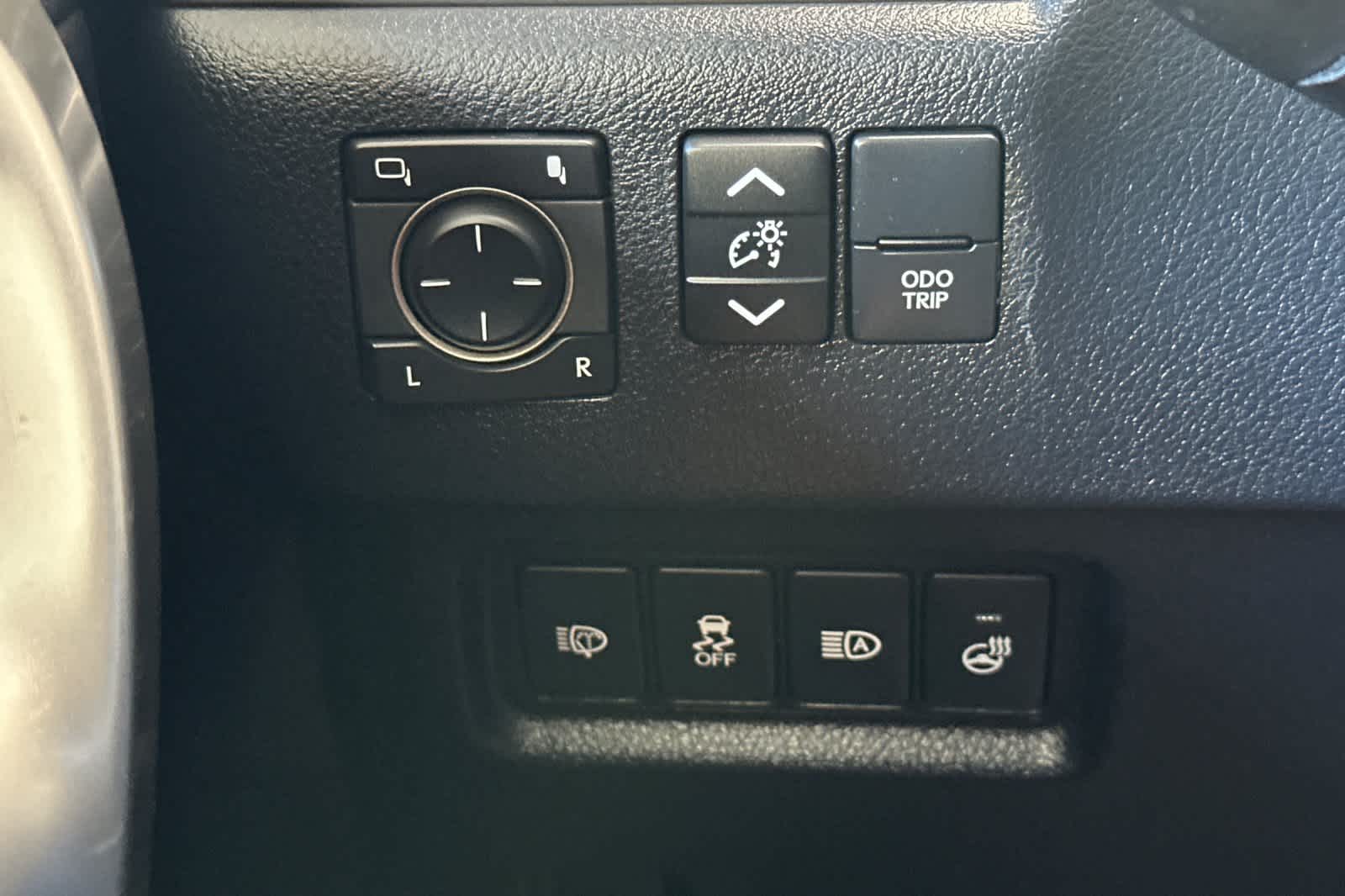 Thumbnail: 2022 Lexus GX - 31