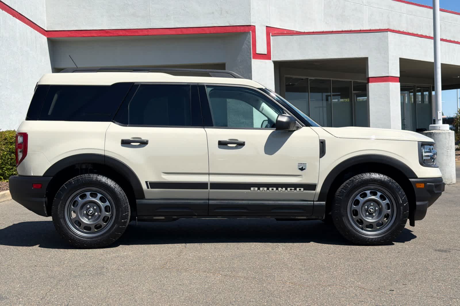 Thumbnail: 2024 Ford Bronco Sport - 5