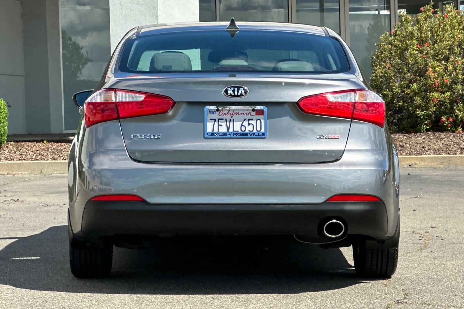 Thumbnail: 2014 Kia Forte - 8