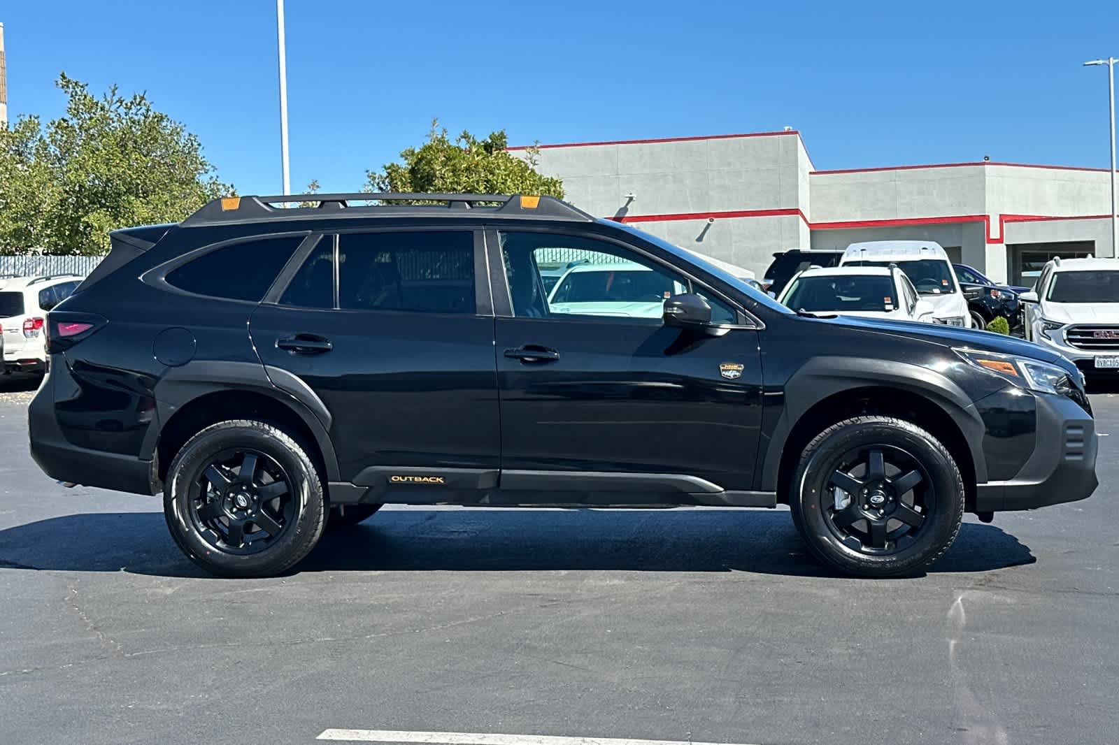 Thumbnail: 2022 Subaru Outback - 6