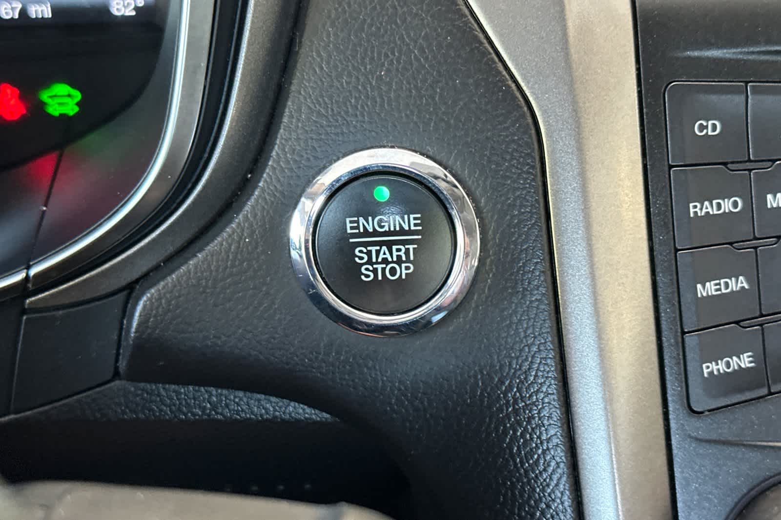 2018 Ford Fusion S 22
