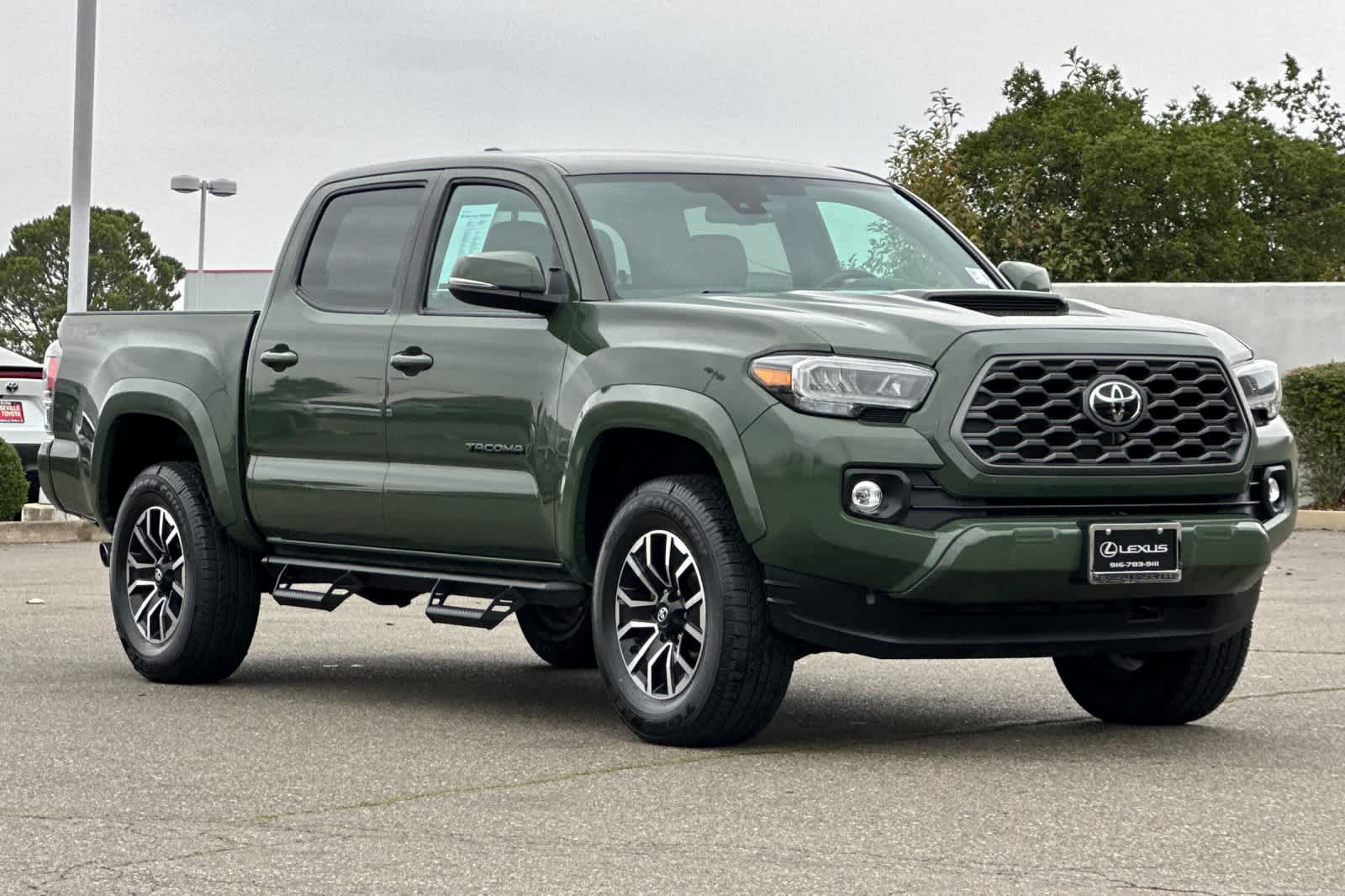 Thumbnail: 2022 Toyota Tacoma - 5