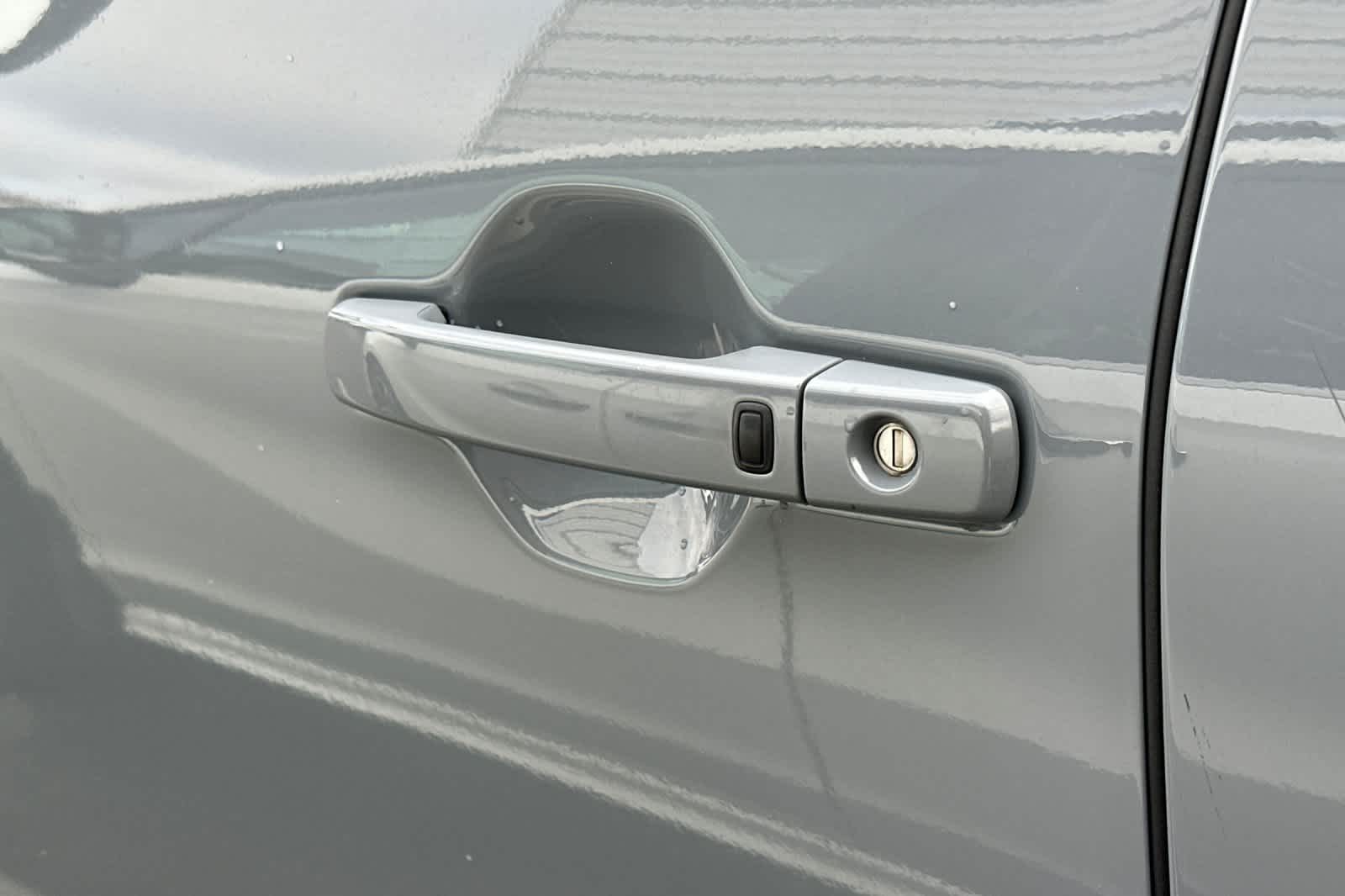 Thumbnail: 2023 Nissan Frontier - 19