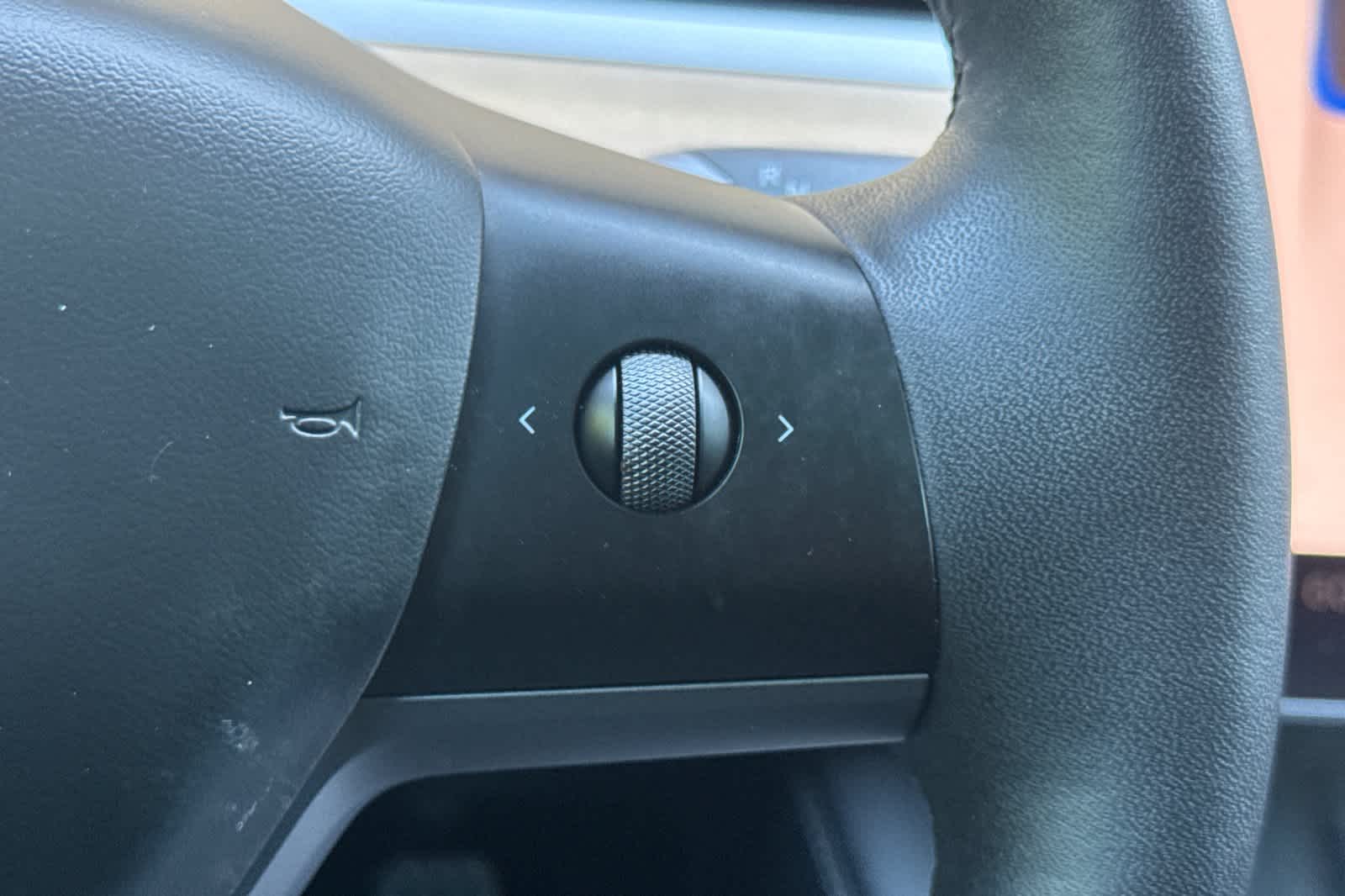 Thumbnail: 2023 Tesla Model 3 - 25