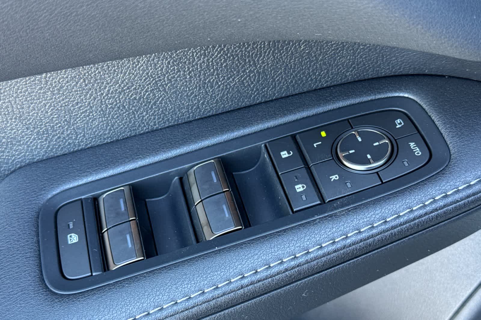 Thumbnail: 2026 Lexus RX - 13