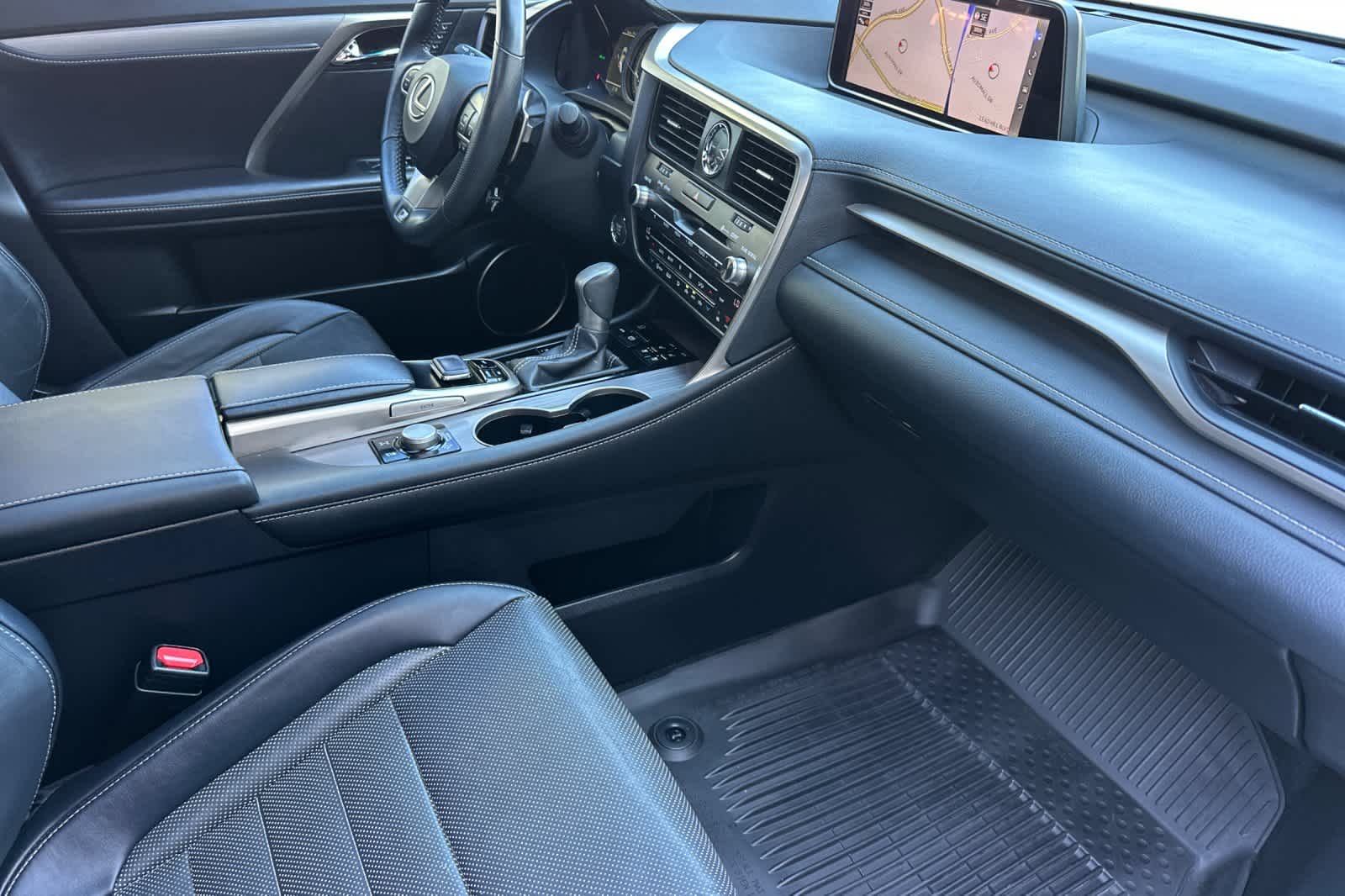 Thumbnail: 2016 Lexus RX - 17