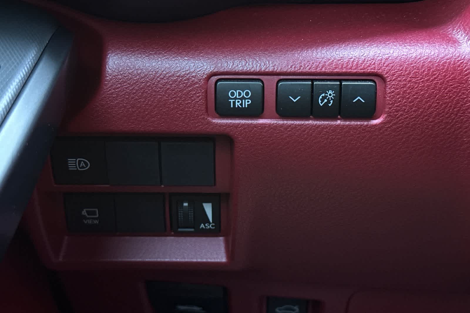 Thumbnail: 2023 Lexus IS - 30