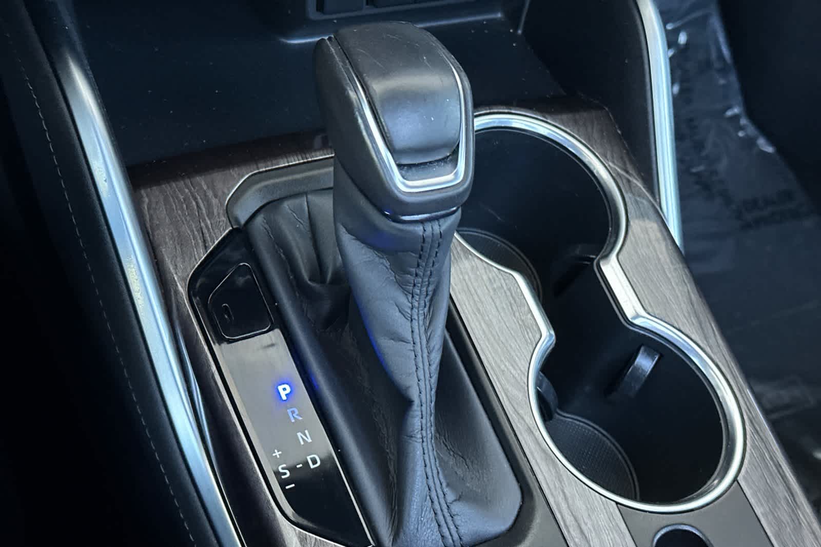 Thumbnail: 2020 Toyota Highlander - 24