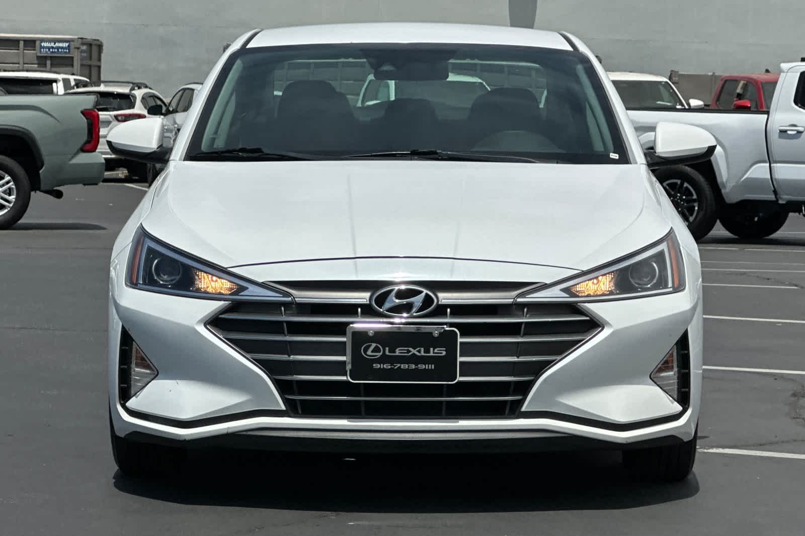 Thumbnail: 2020 Hyundai Elantra - 10