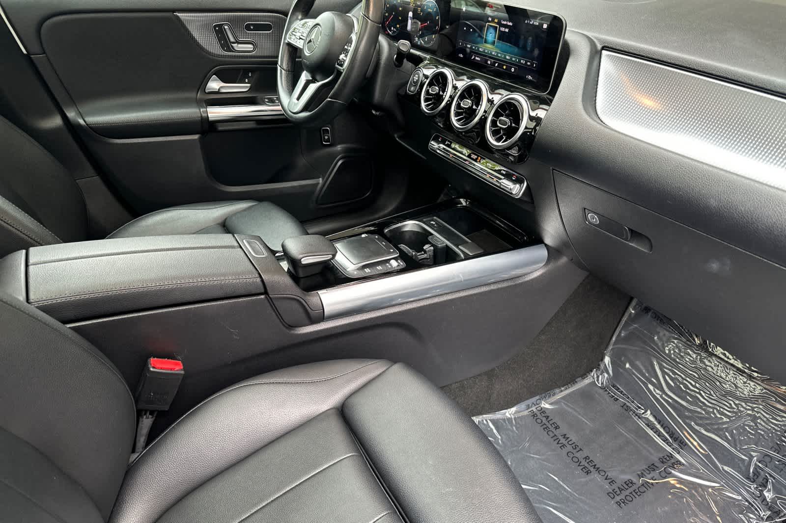 Thumbnail: 2021 Mercedes-Benz GLA - 16