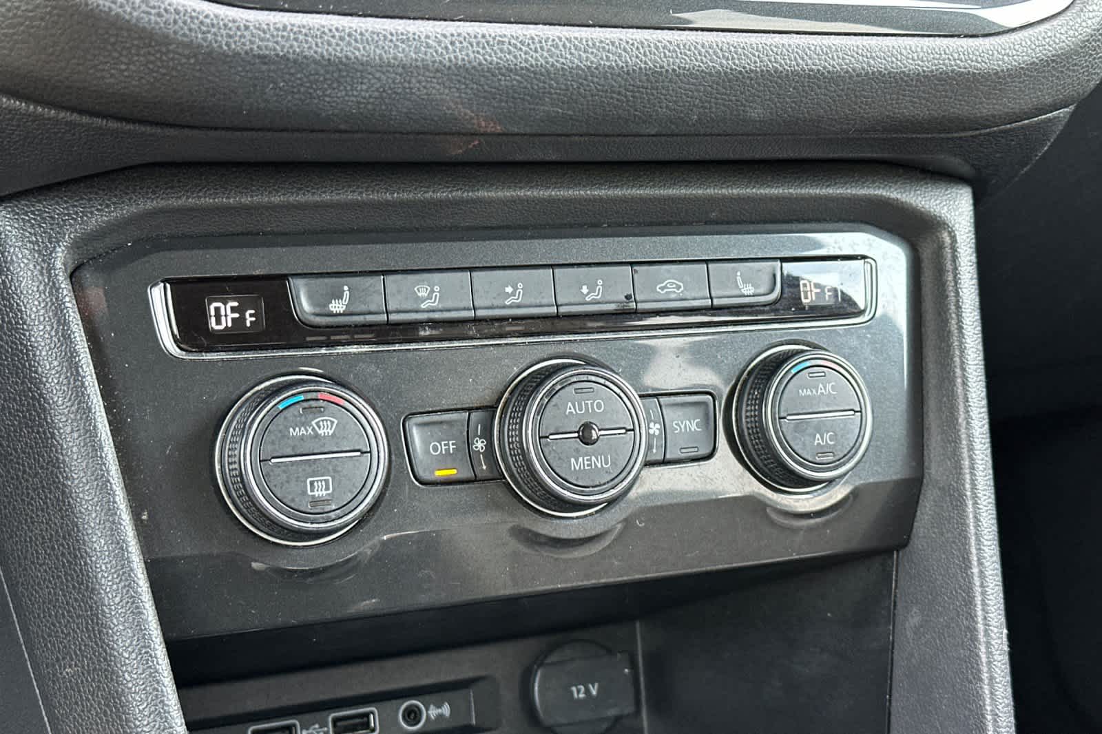 Thumbnail: 2018 Volkswagen Tiguan - 23