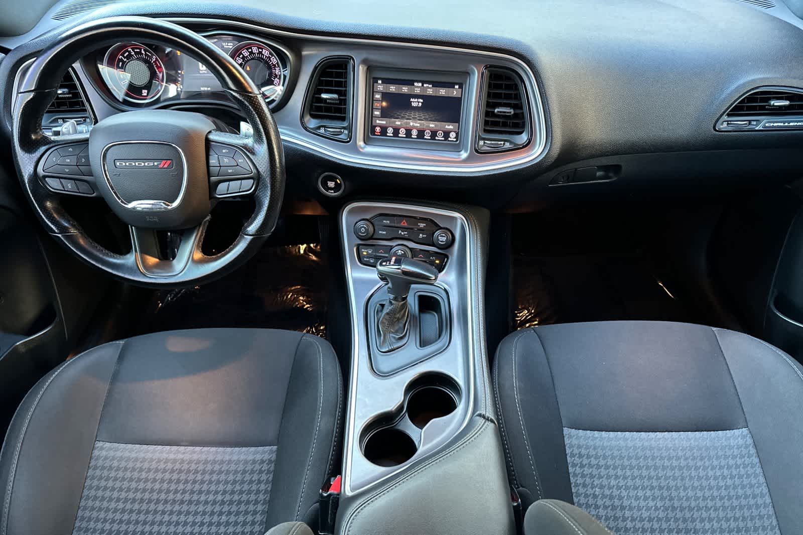 Thumbnail: 2020 Dodge Challenger - 3