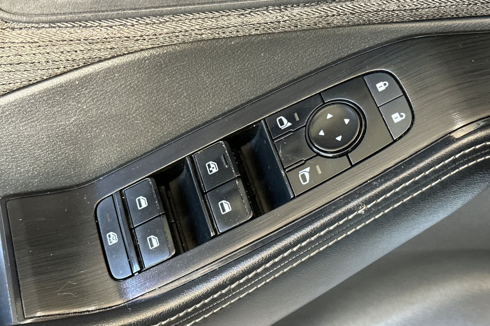 Thumbnail: 2021 Nissan Rogue - 13