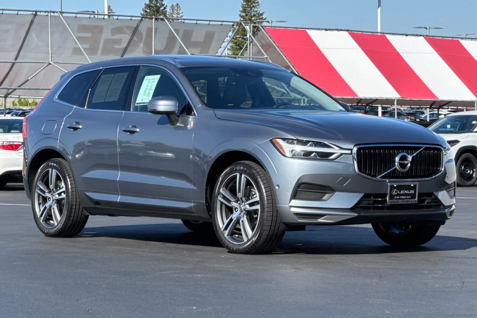 Thumbnail: 2018 Volvo XC60 - 5