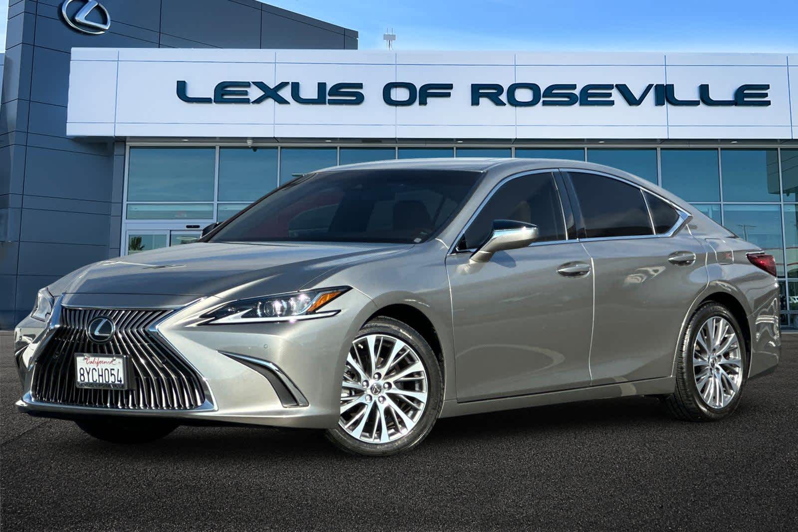 Thumbnail: 2021 Lexus ES - 1