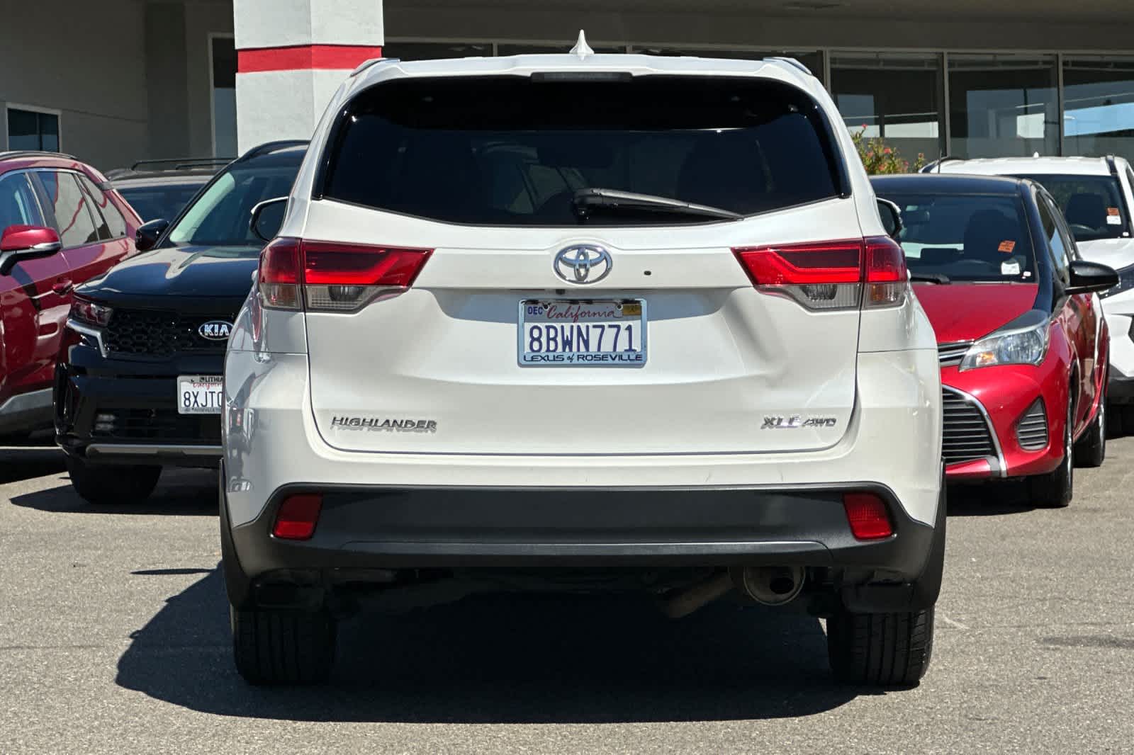 Thumbnail: 2018 Toyota Highlander - 8
