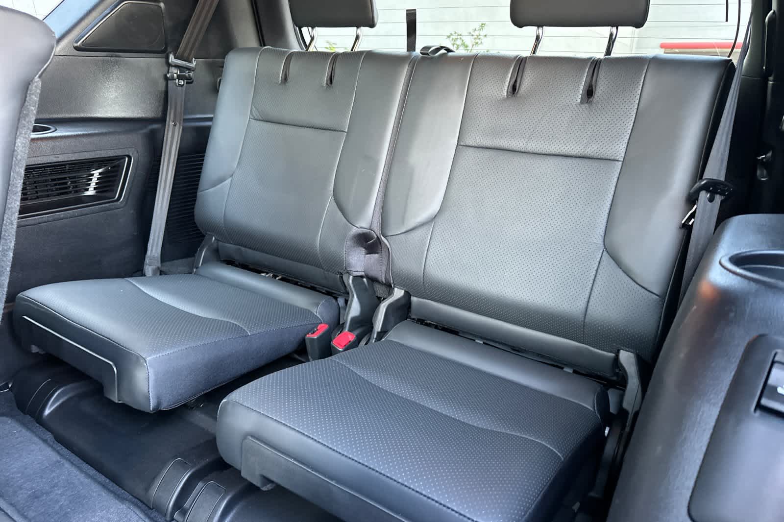 Thumbnail: 2021 Lexus GX - 15