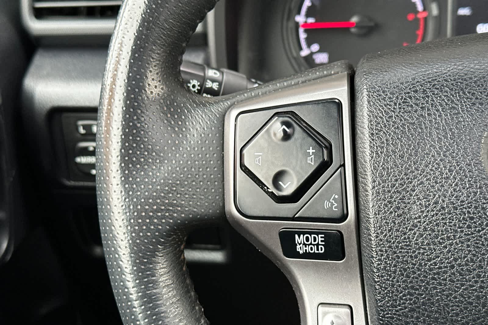 Thumbnail: 2021 Toyota 4Runner - 27