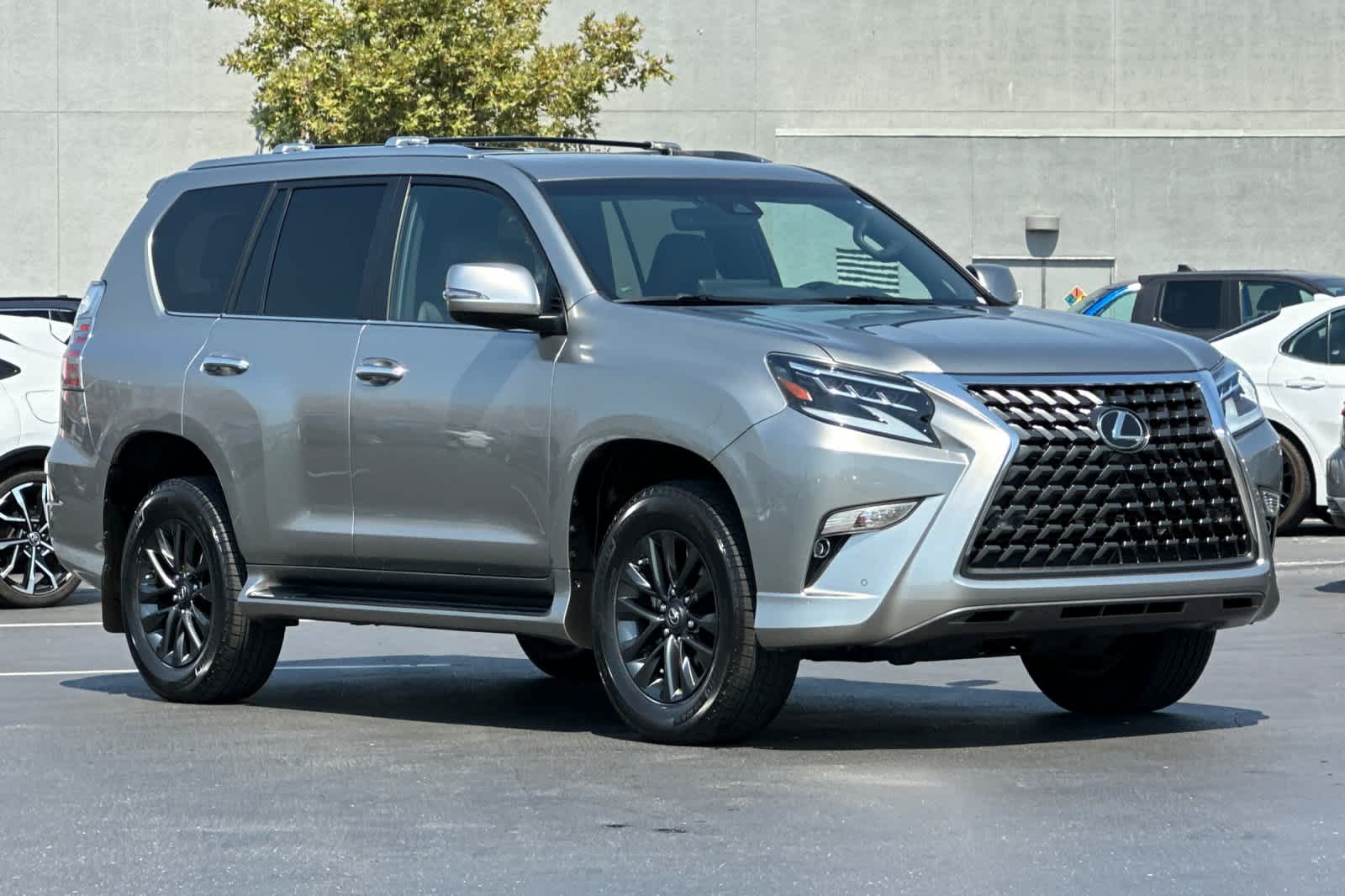 Thumbnail: 2023 Lexus GX - 5