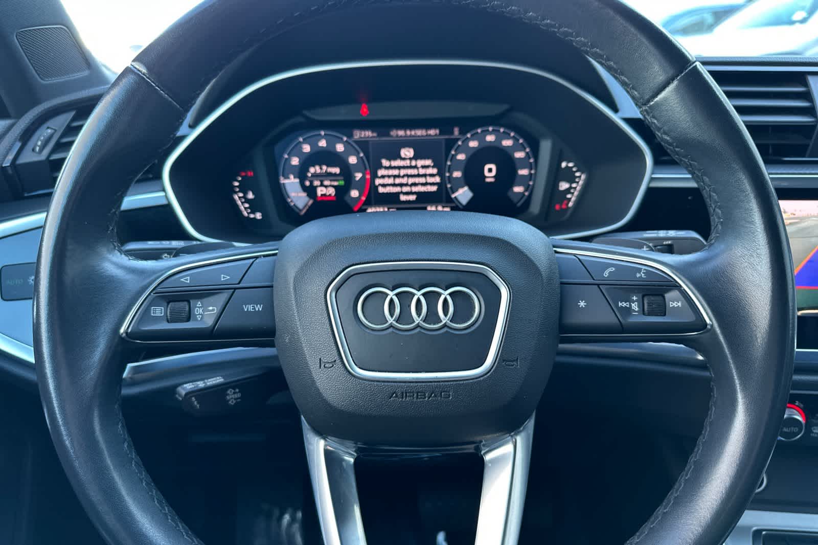 Thumbnail: 2023 Audi Q3 - 25