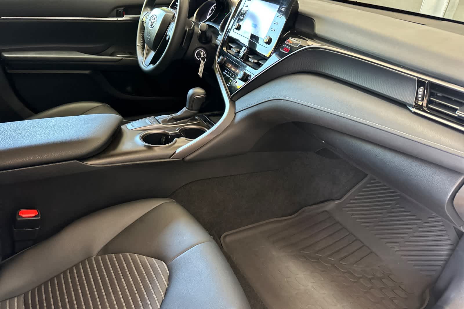 Thumbnail: 2024 Toyota Camry - 15